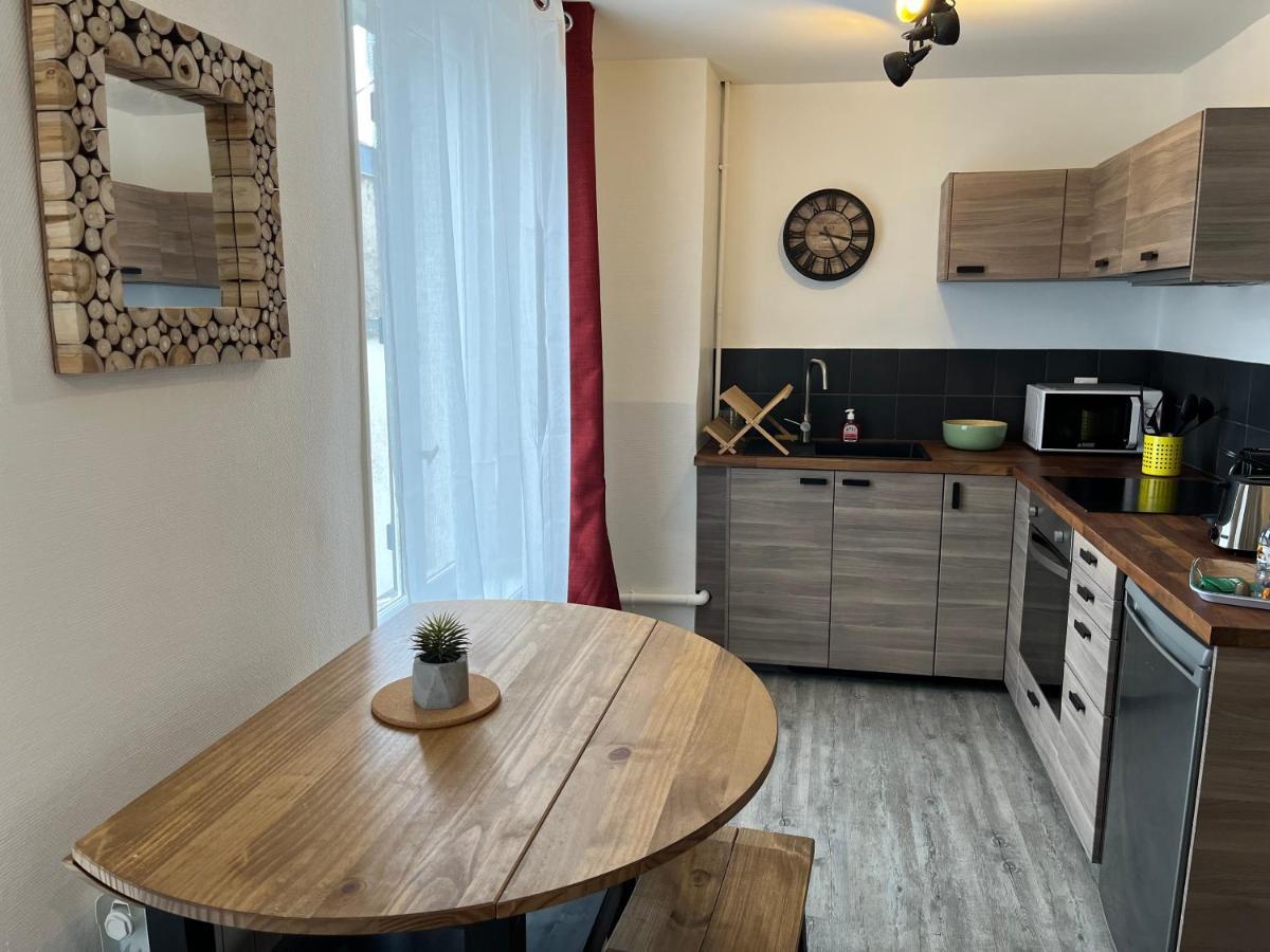 Appartement Le Voltaire à Melun Extérieur photo