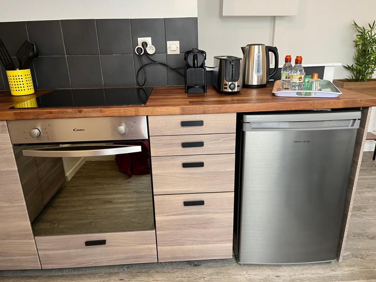 Appartement Le Voltaire à Melun Extérieur photo