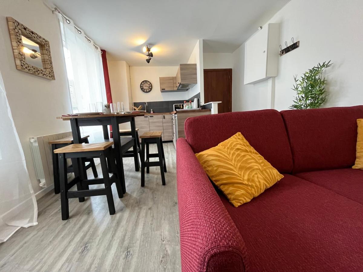 Appartement Le Voltaire à Melun Extérieur photo