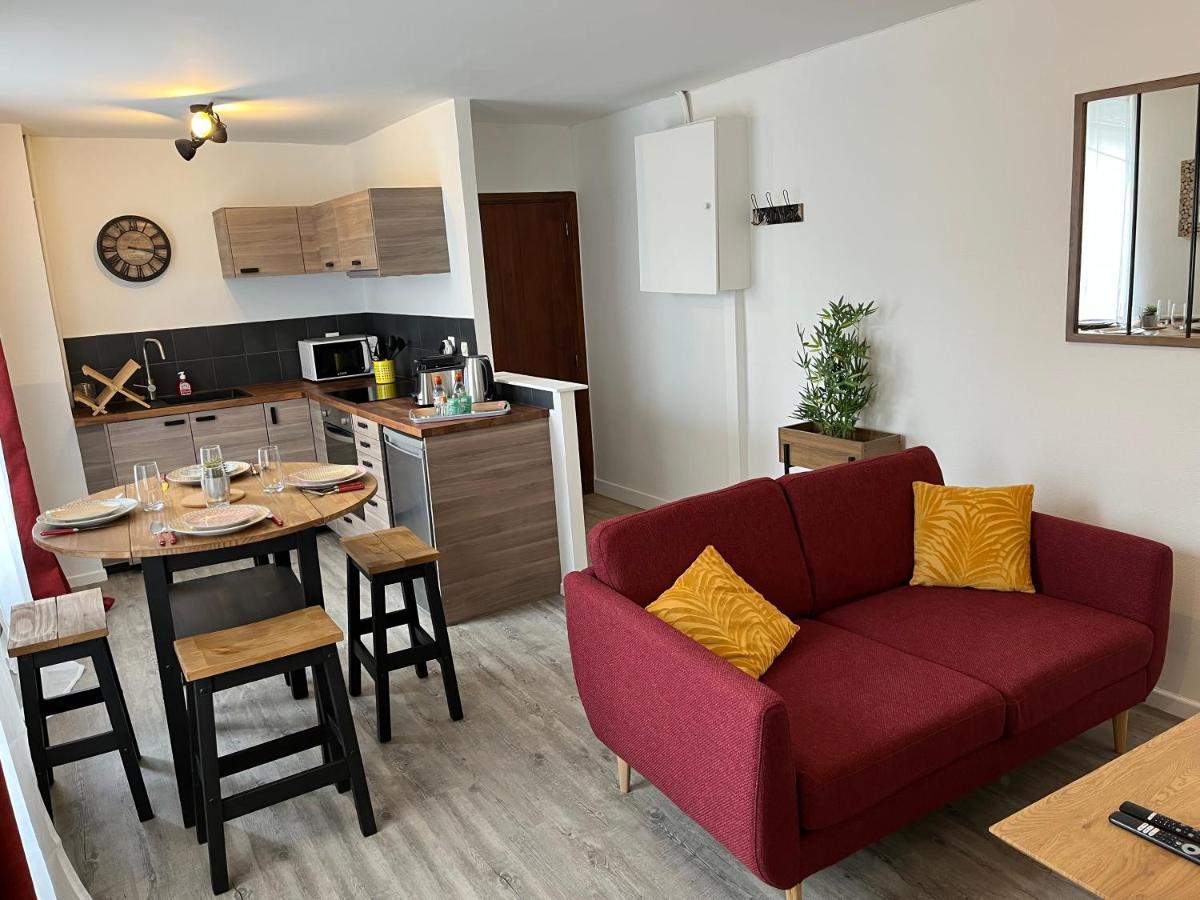 Appartement Le Voltaire à Melun Extérieur photo