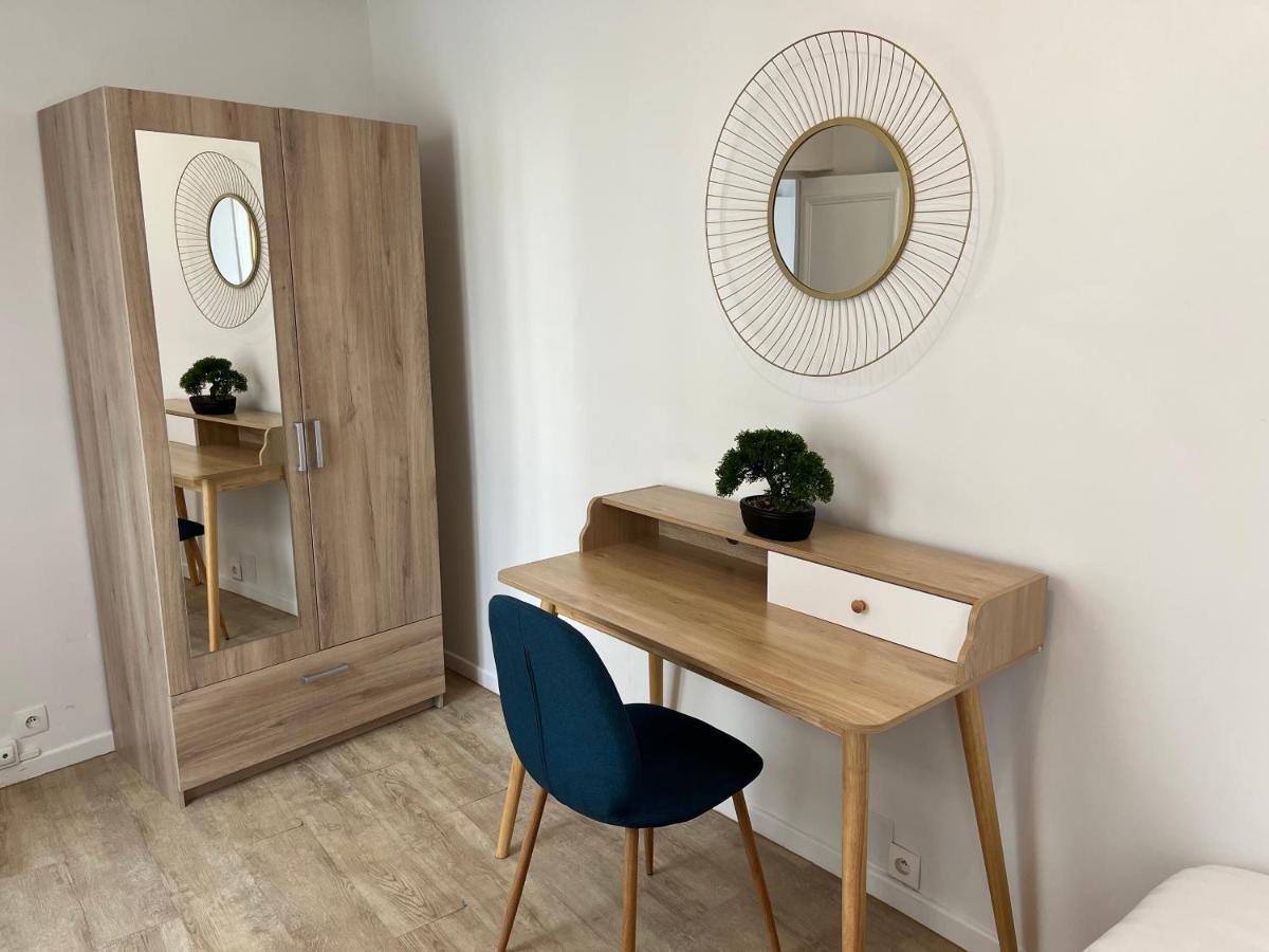 Appartement Le Voltaire à Melun Extérieur photo