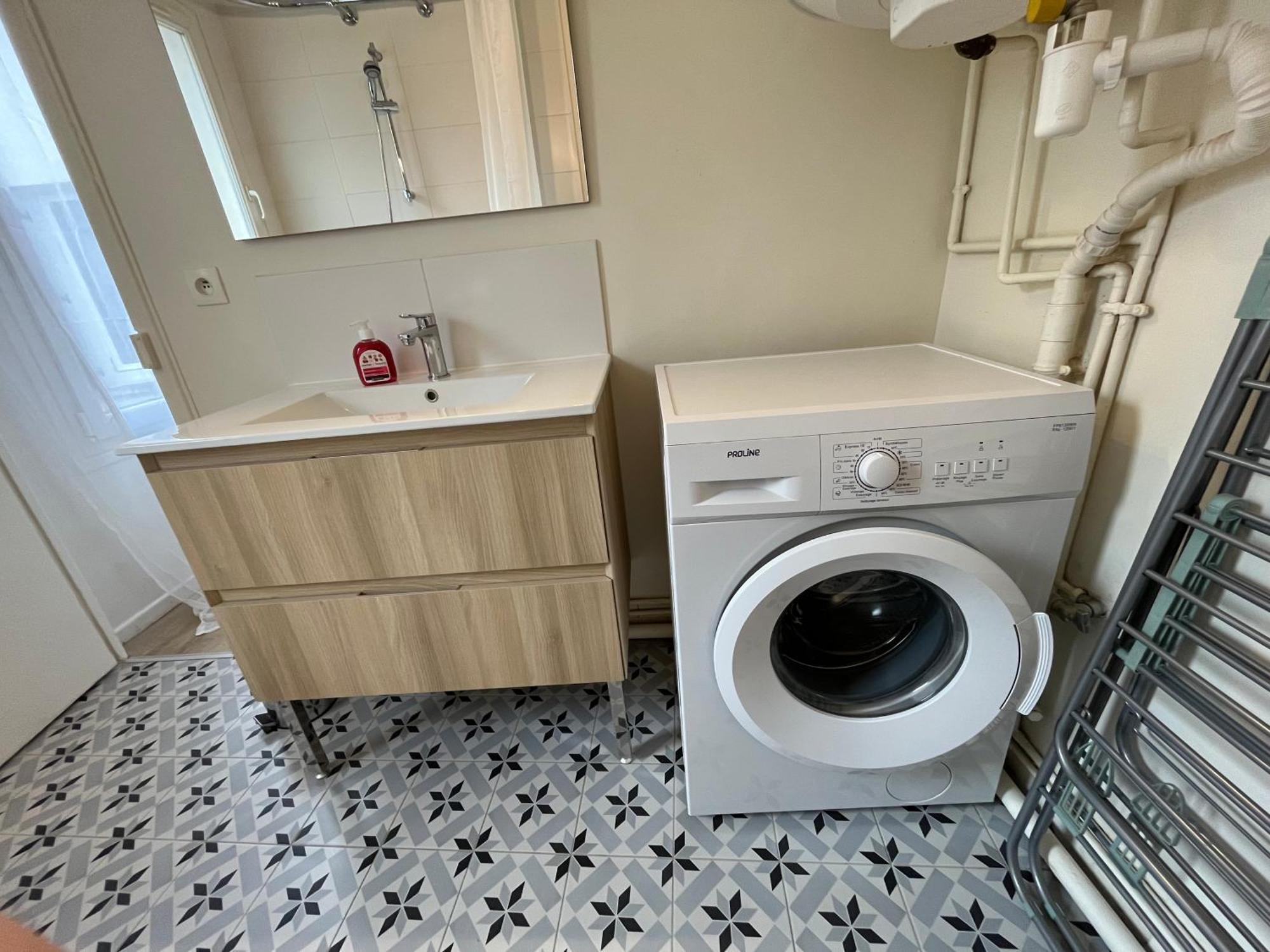 Appartement Le Voltaire à Melun Extérieur photo